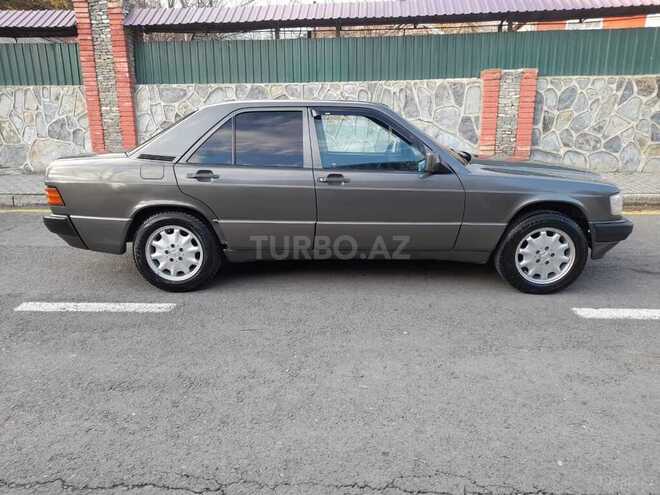 Mercedes 190 1991, 248,000 km - 2.5 l - Oğuz
