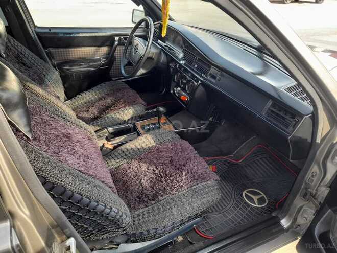 Mercedes 190 1991, 248,000 km - 2.5 l - Oğuz