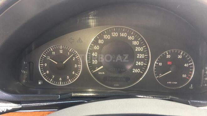Mercedes E 270 2002, 555,555 km - 2.7 l - Biləsuvar