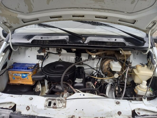 GAZ 330202-740 2001, 190,000 km - 2.5 l - Qusar