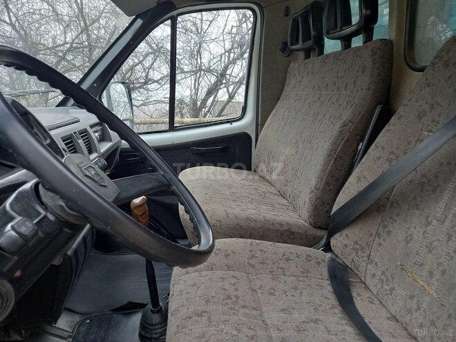 GAZ 330202-740 2001, 190,000 km - 2.5 l - Qusar
