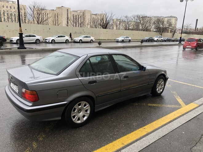 BMW 320 1993, 367,800 km - 2.0 l - Bakı