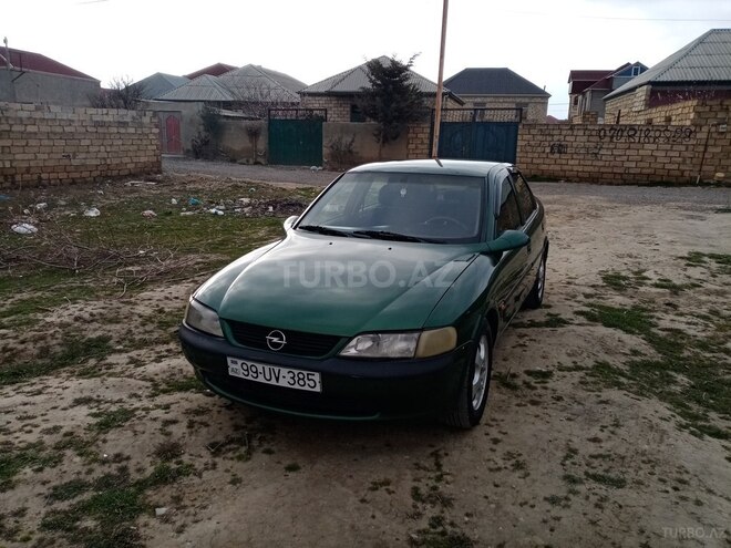 Opel Vectra 1996, 250,000 km - 1.8 l - Sumqayıt