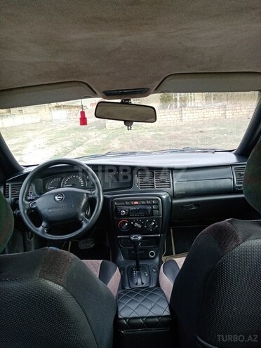 Opel Vectra 1996, 250,000 km - 1.8 l - Sumqayıt