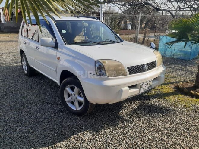Nissan X-Trail 2001, 330,000 km - 2.0 l - Astara