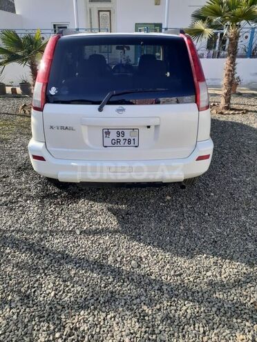 Nissan X-Trail 2001, 330,000 km - 2.0 l - Astara