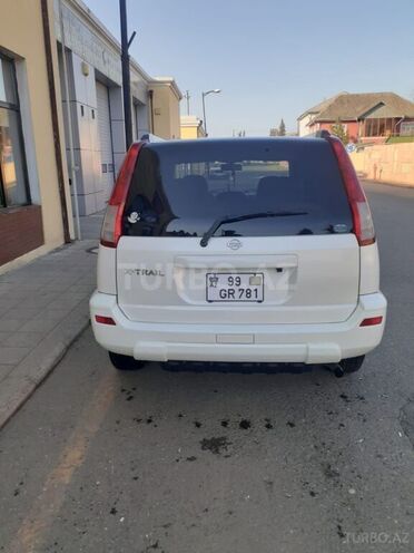Nissan X-Trail 2001, 330,000 km - 2.0 l - Astara