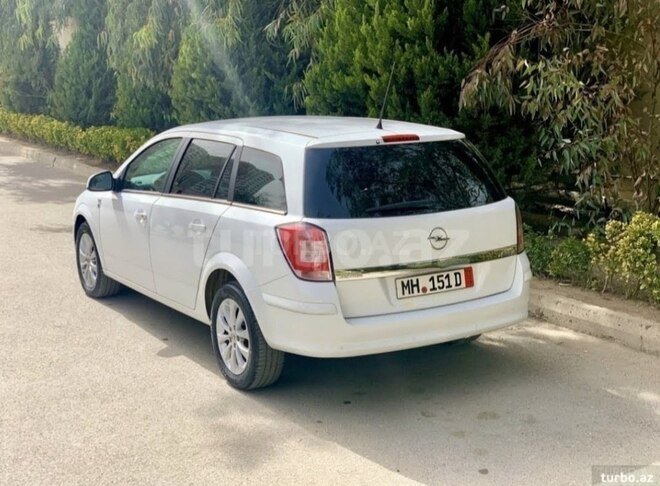 Opel Astra 2010, 203,000 km - 1.7 l - Lənkəran