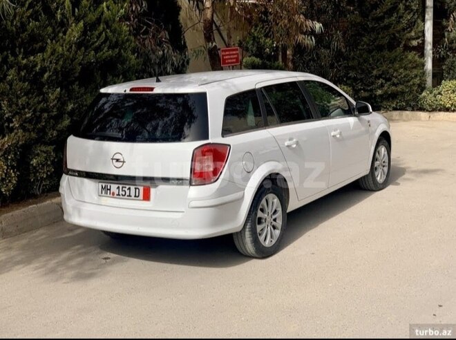 Opel Astra 2010, 203,000 km - 1.7 l - Lənkəran