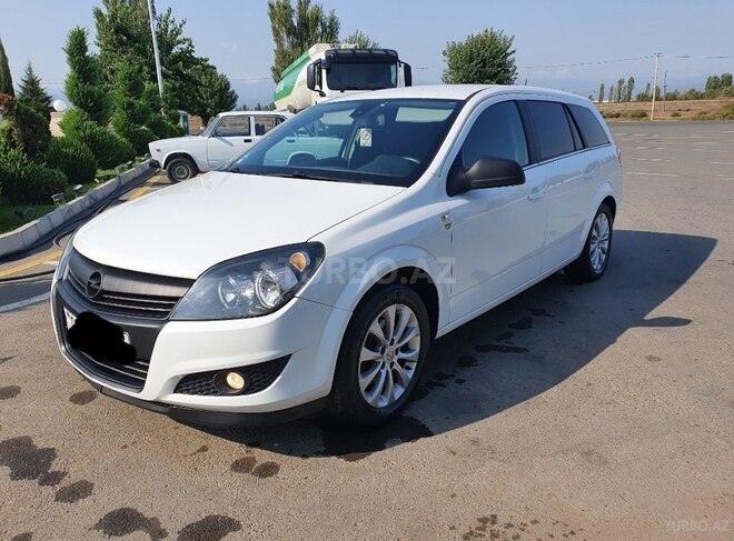 Opel Astra 2010, 203,000 km - 1.7 l - Lənkəran