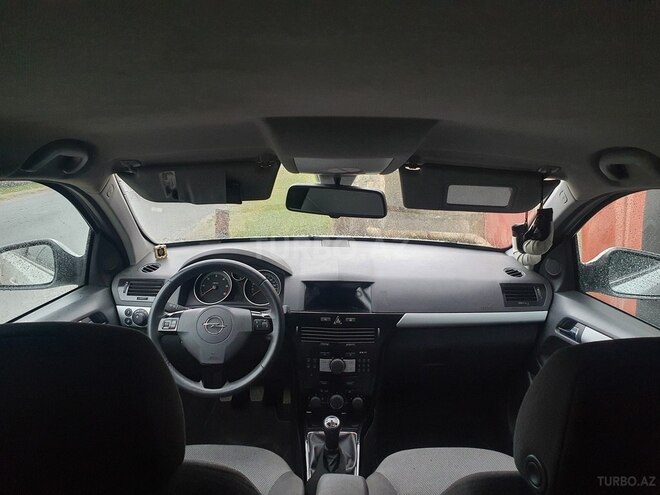 Opel Astra 2010, 203,000 km - 1.7 l - Lənkəran