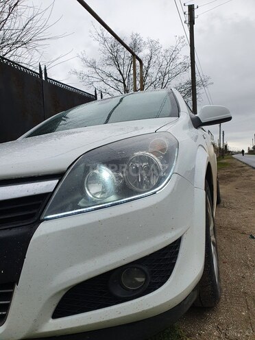 Opel Astra 2010, 203,000 km - 1.7 l - Lənkəran