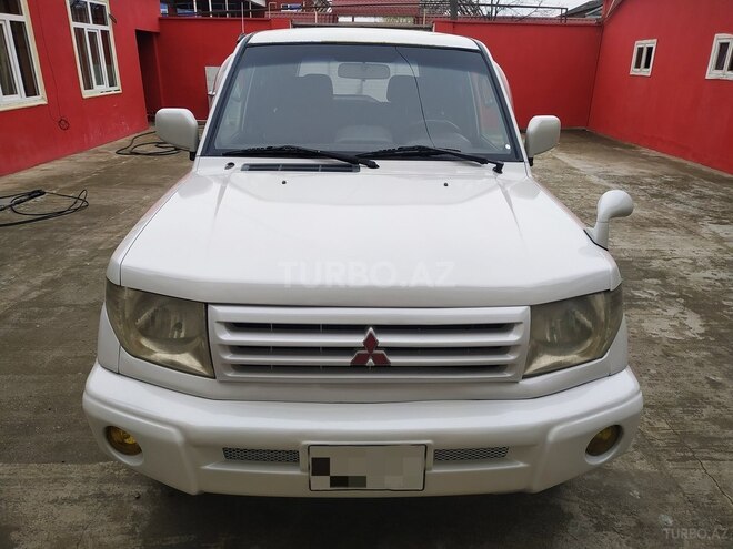 Mitsubishi Pajero io 2000, 280,000 km - 1.8 л - Xaçmaz