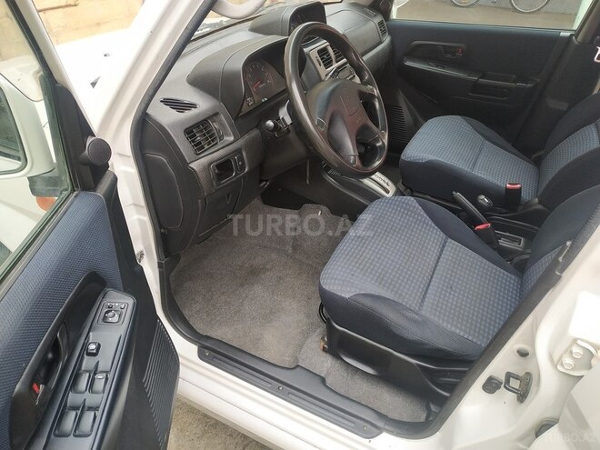 Mitsubishi Pajero io 2000, 280,000 km - 1.8 л - Xaçmaz