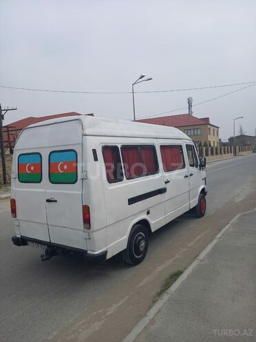 Mercedes 208 D 1985, 20,000 km - 2.5 л - Bakı