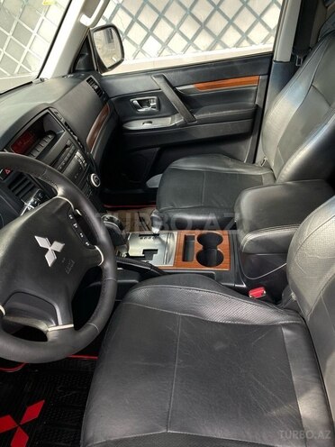 Mitsubishi Pajero 2008, 164,000 km - 3.0 л - Bakı