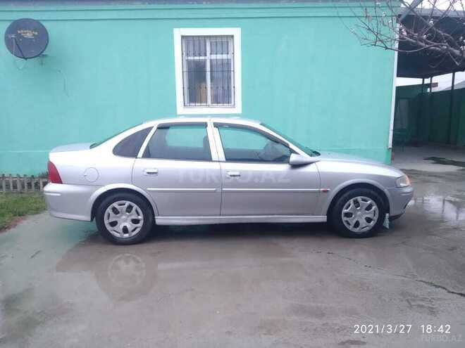 Opel Vectra 1999, 376,660 km - 1.8 l - Bakı