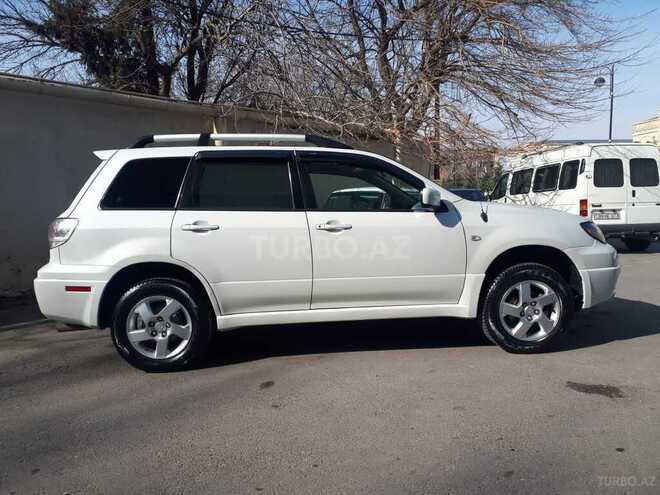 Mitsubishi Outlander 2003, 210,000 km - 2.4 l - Bakı