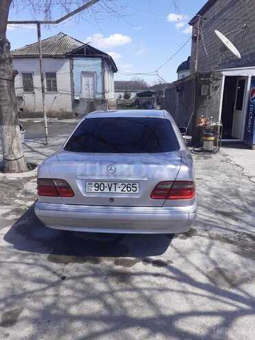 Mercedes E 270 1999, 100,000 km - 2.7 л - İmişli