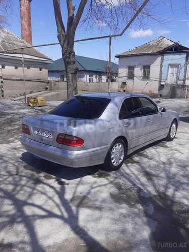 Mercedes E 270 1999, 100,000 km - 2.7 л - İmişli