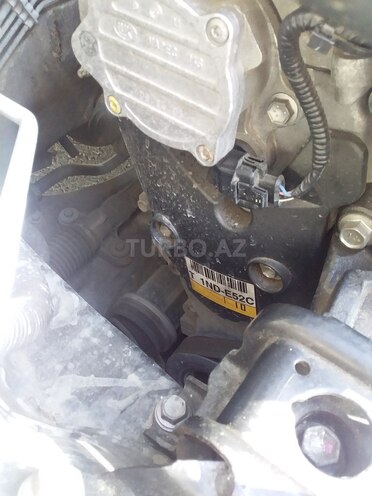 Toyota Corolla 2005, 166,300 km - 1.3 l - Bakı