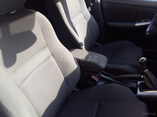 Toyota Corolla 2005, 166,300 km - 1.3 l - Bakı