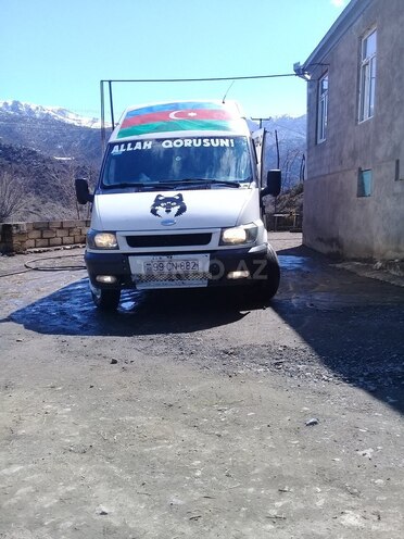 Ford Transit 2003, 453,000 km - 2.5 l - Tovuz