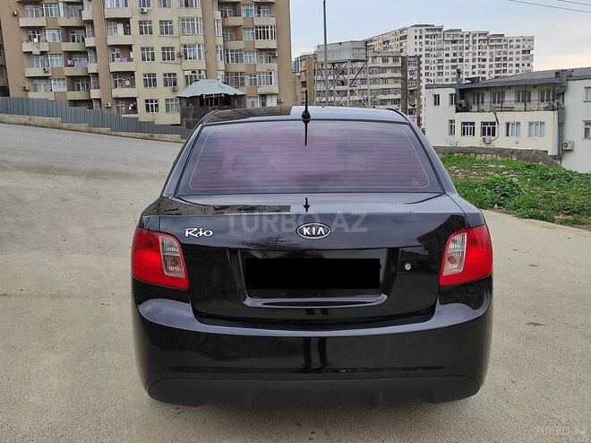 Kia Rio 2011, 243,000 km - 1.4 l - Bakı