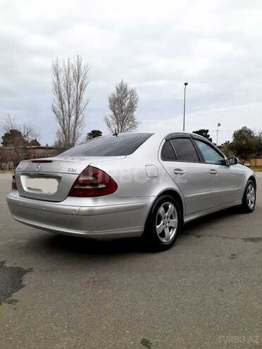 Mercedes E 270 2002, 331,444 km - 2.7 l - Sumqayıt