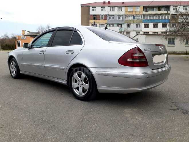 Mercedes E 270 2002, 331,444 km - 2.7 l - Sumqayıt