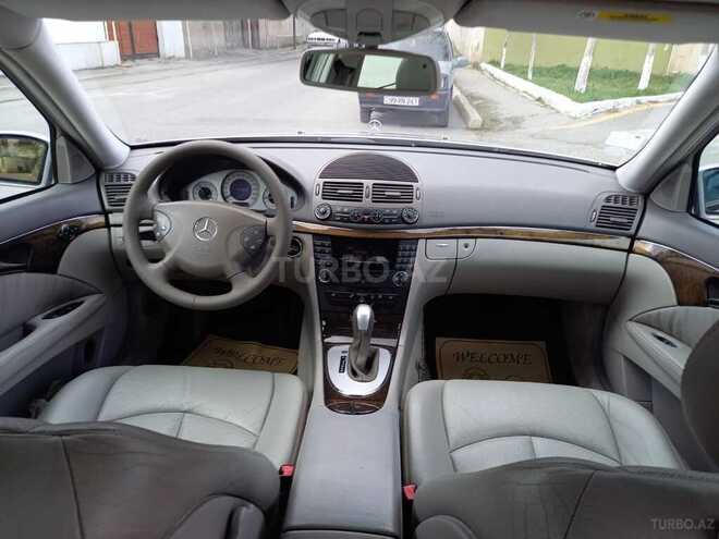 Mercedes E 240 2004, 216,000 km - 2.4 л - Bakı