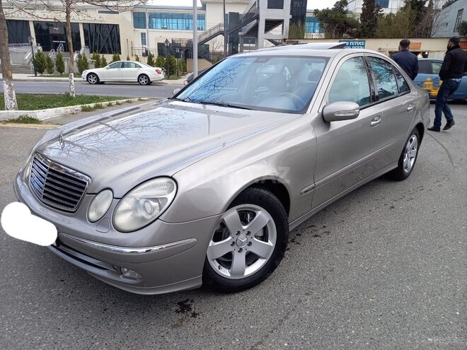Mercedes E 240 2004, 216,000 km - 2.4 л - Bakı