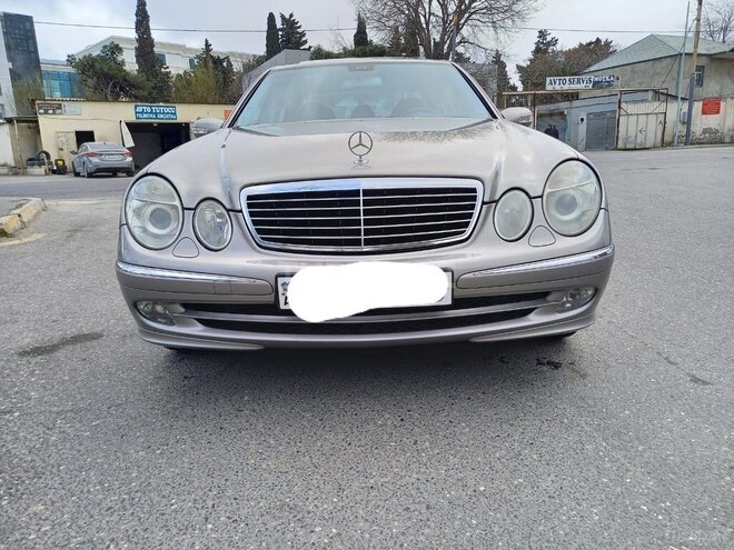 Mercedes E 240 2004, 216,000 km - 2.4 л - Bakı