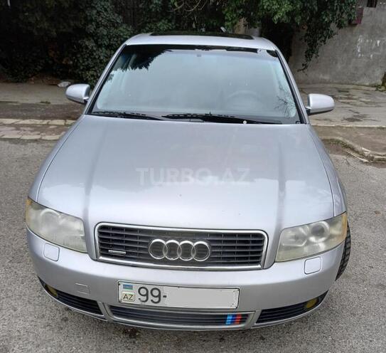 Audi A4 2003, 250,000 km - 1.8 l - Bakı