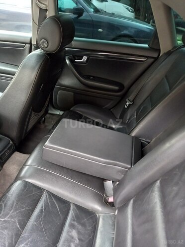 Audi A4 2003, 250,000 km - 1.8 l - Bakı