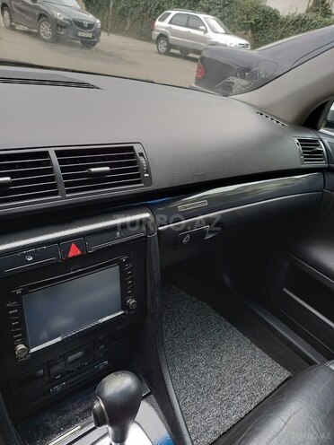 Audi A4 2003, 250,000 km - 1.8 l - Bakı