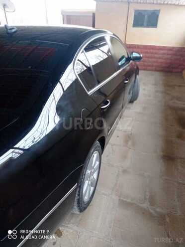 Volkswagen Passat 2005, 315,445 km - 2.0 l - Salyan