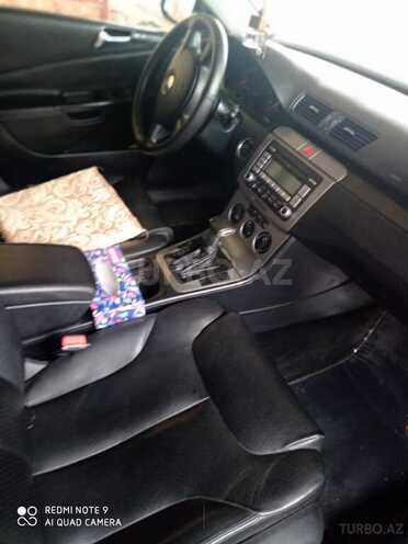 Volkswagen Passat 2005, 315,445 km - 2.0 l - Salyan