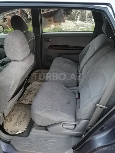 Mitsubishi Grandis 2003, 195,130 km - 2.4 l - Bakı