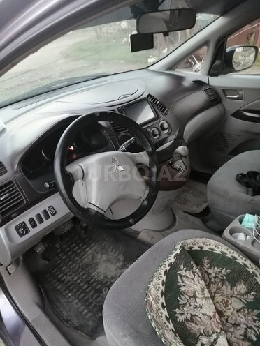 Mitsubishi Grandis 2003, 195,130 km - 2.4 l - Bakı