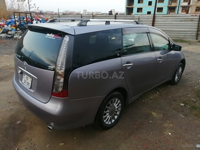 Mitsubishi Grandis 2003, 195,130 km - 2.4 l - Bakı