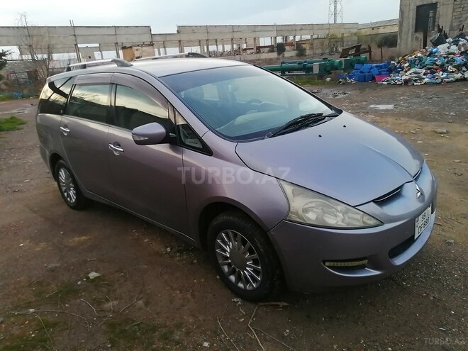 Mitsubishi Grandis 2003, 195,130 km - 2.4 l - Bakı