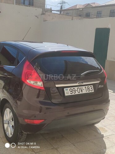 Ford Fiesta 2011, 96,000 km - 1.4 l - Bakı