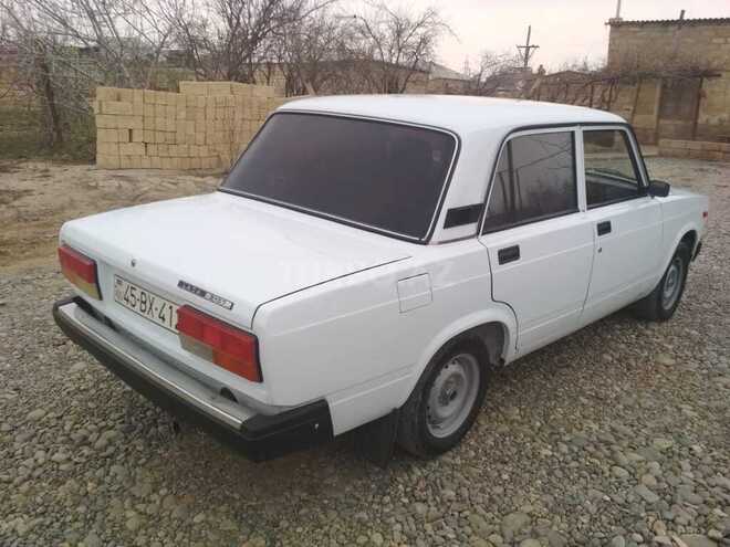 LADA (VAZ) 2107 2006, 100,000 km - 1.5 l - Yevlax