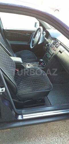 Mercedes E 220 1998, 591,000 km - 2.2 l - Bakı