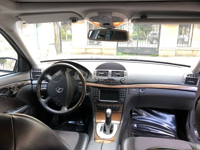 Mercedes E 320 2002, 345,000 km - 3.2 l - Bakı