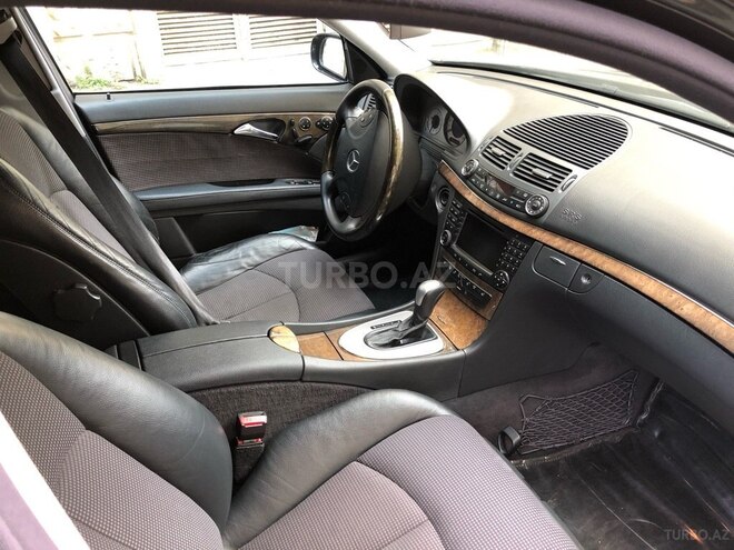 Mercedes E 320 2002, 345,000 km - 3.2 l - Bakı