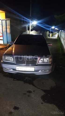 Mercedes C 200 2000, 398,765 km - 2.0 л - Astara