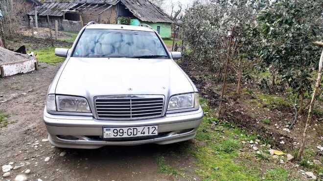 Mercedes C 200 2000, 398,765 km - 2.0 л - Astara
