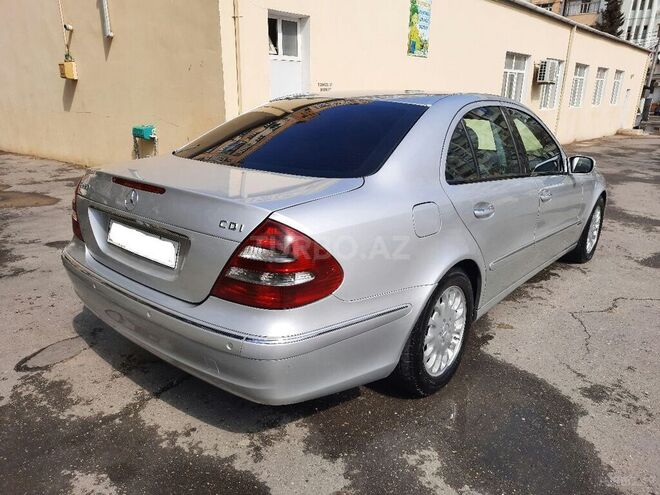 Mercedes E 220 2003, 285,783 km - 2.2 л - Bakı